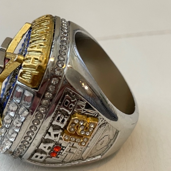 2022 WORLDS CHAMPIONS RING. HOUSTON ASTROS REPLICA   DUSTY BAKER #12 - Picture 11 of 11